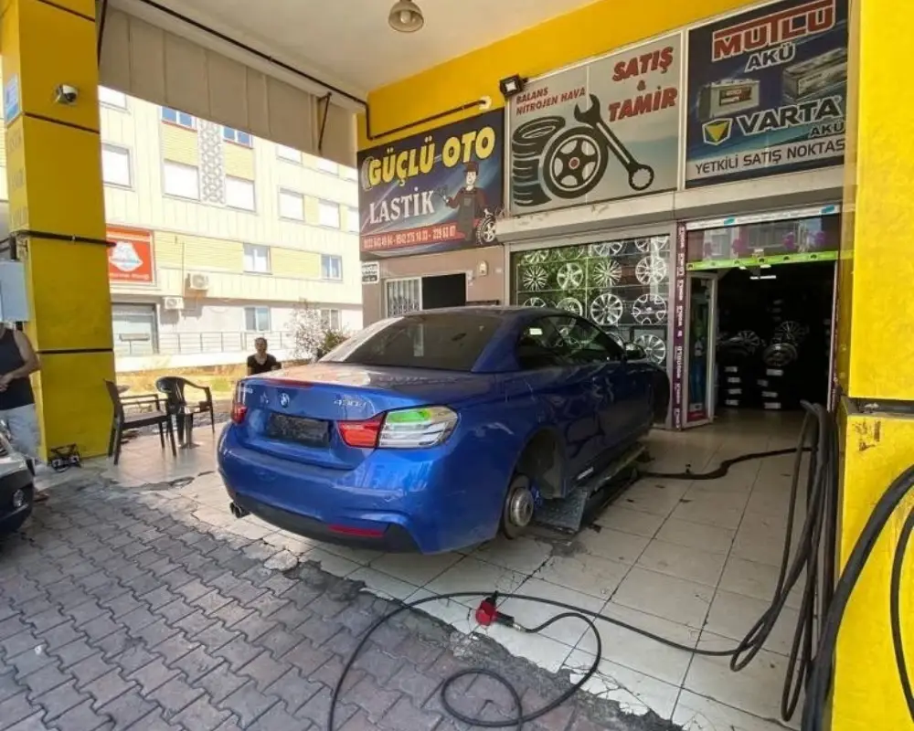 Uncalı Lastikçi